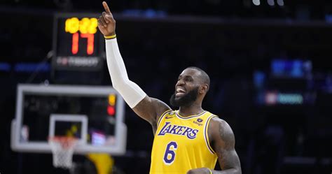 lebron james twitter.